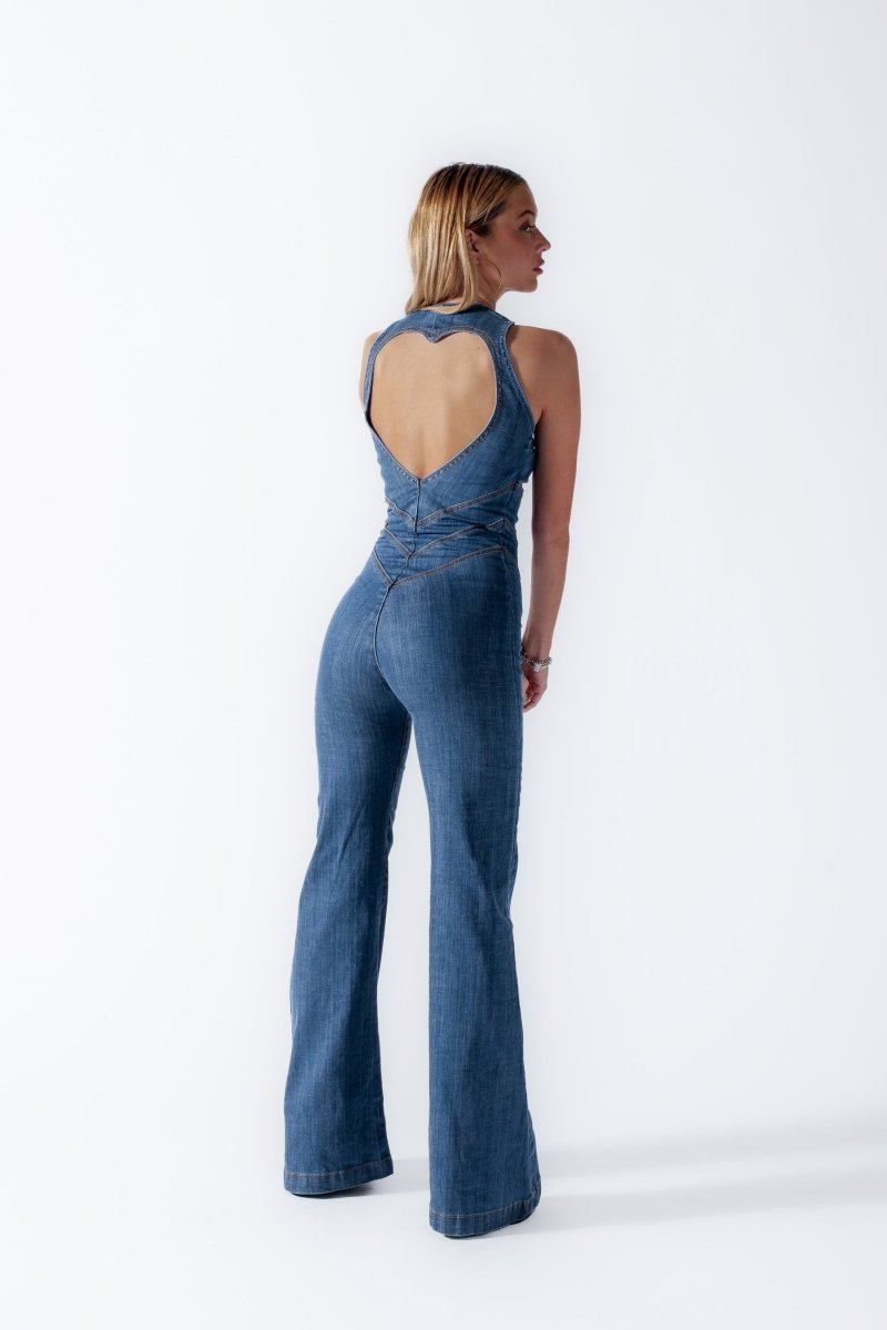 adore-jeans-stijl-omarmt-en-een-vleugje-glamour-188460_3c828de9-ee45-4196-9422-c8ff103755ad-754502.jpg